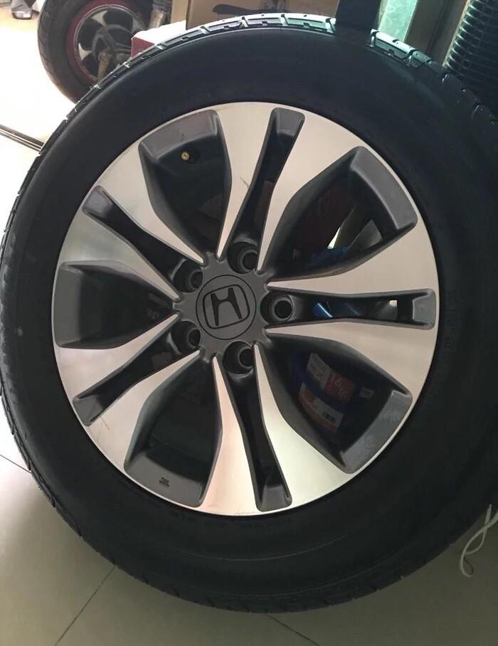 九代雅阁轮胎换到95代雅阁上也是不错哦帅