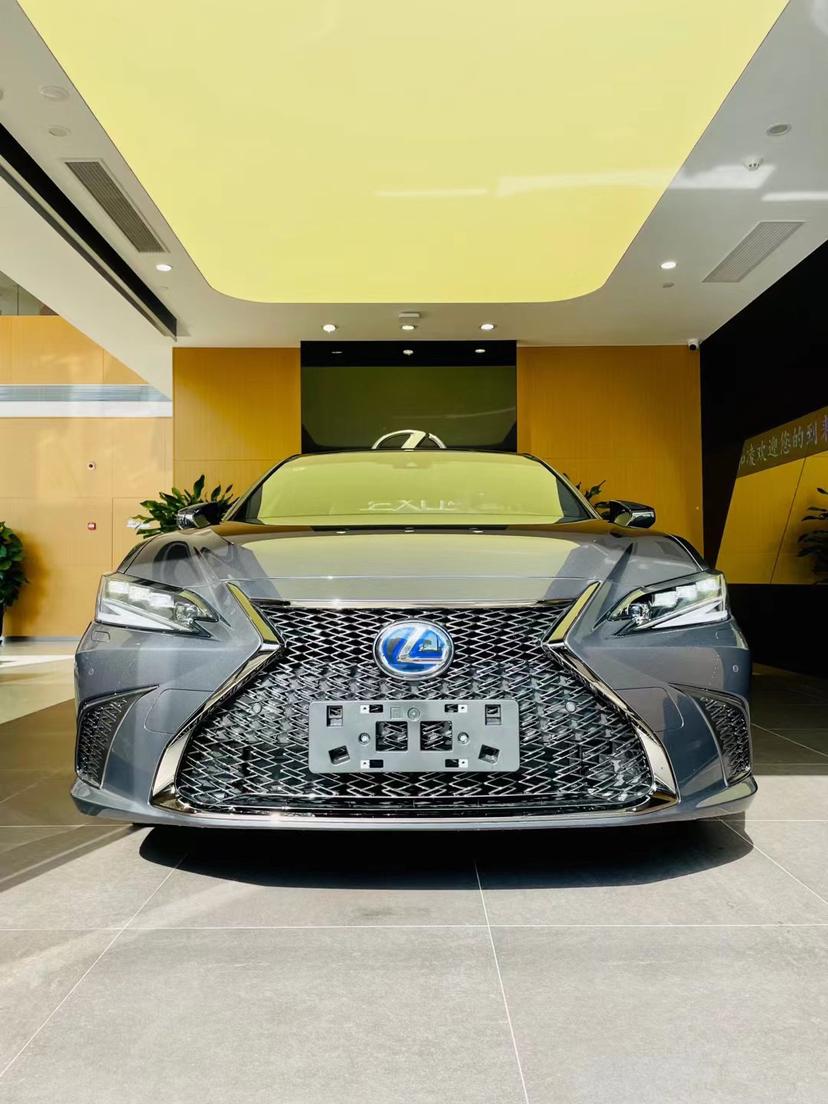 es300h fsport流光金属漆 帅_雷克萨斯es车友圈_懂车帝