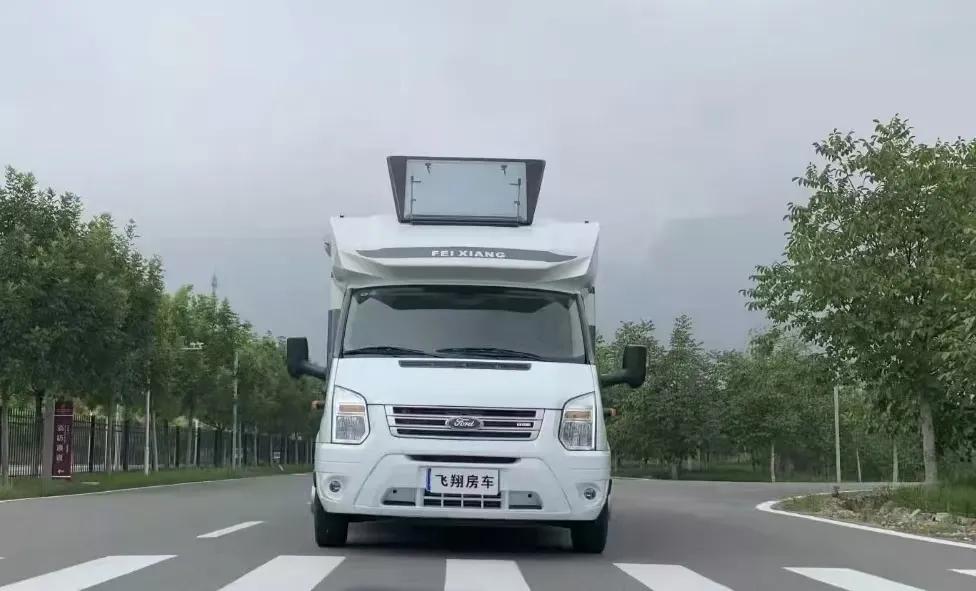 飞翔房车t型小额头 经典卓越4 2模式座椅 喜欢的给我点赞好嘛2021-12