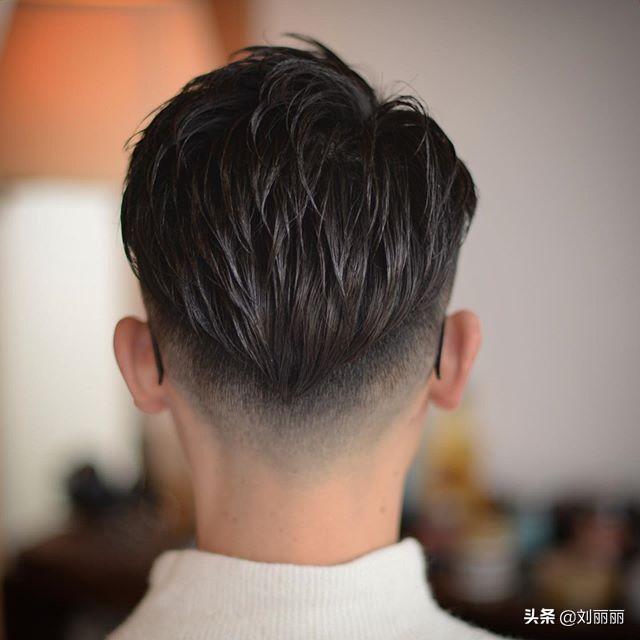 男士发型两侧剪法图片