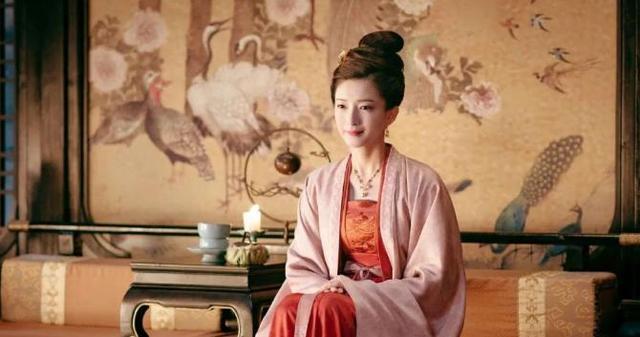 明清传奇  犬婢 遇金银双眼放光 遇文字一字不识