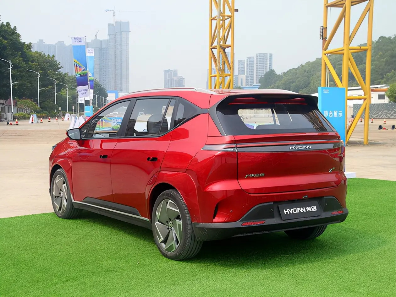 三脚架汽车(合创z03正式上市) - 四帝国车市