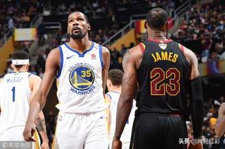 nba球员说话为什么要捂嘴(再也不敢背后骂人了!NBA的唇语大师会毁掉勇士吗?)