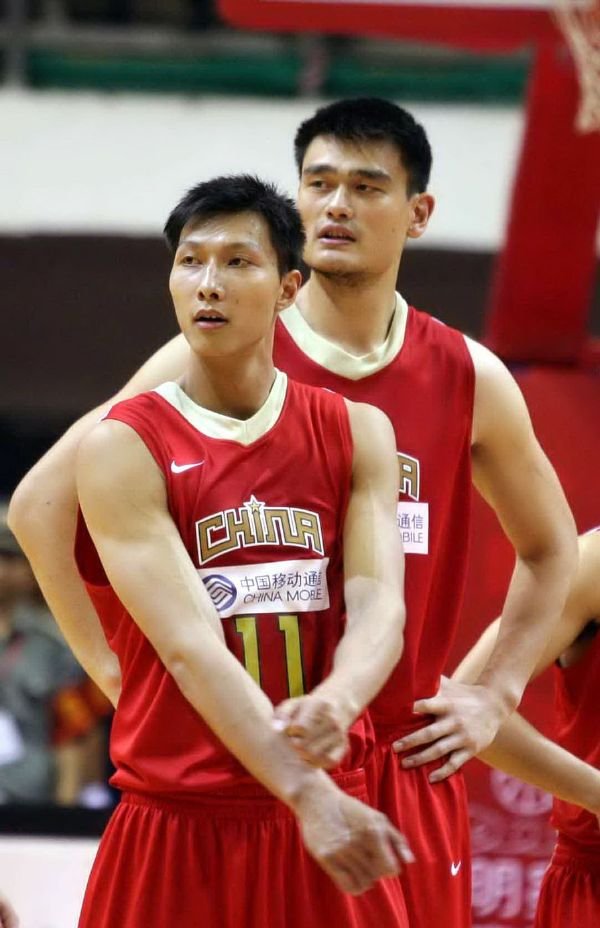 阿联的nba为什么不顺利(实话太伤人！易建联未能在NBA立足的原因，真的是他太差了？)