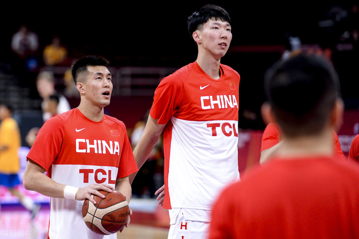 nba为什么在中国被禁赛(姚明“家规”够严！名嘴爆料赵睿无缘国家队的原因，还是在赎两年前穿美国队服的罪)