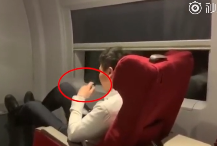 2死5伤！温州市区发生持刀行凶案，民警开枪将嫌疑人制服【三分钟法治新闻全知道】