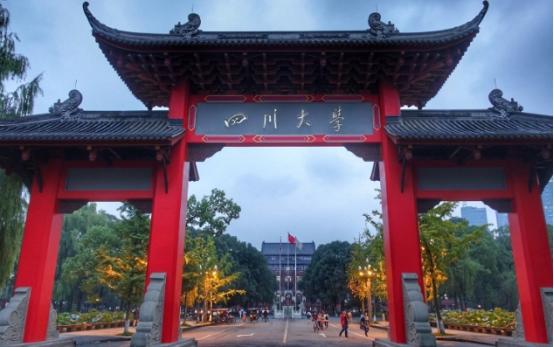 2021口腔医学专业排名，北大不敌川大屈居第二，上海交大很受认可