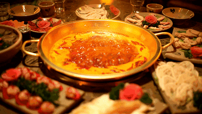 复盘小龙坎：门店存活率100%，今年要突破1000家店