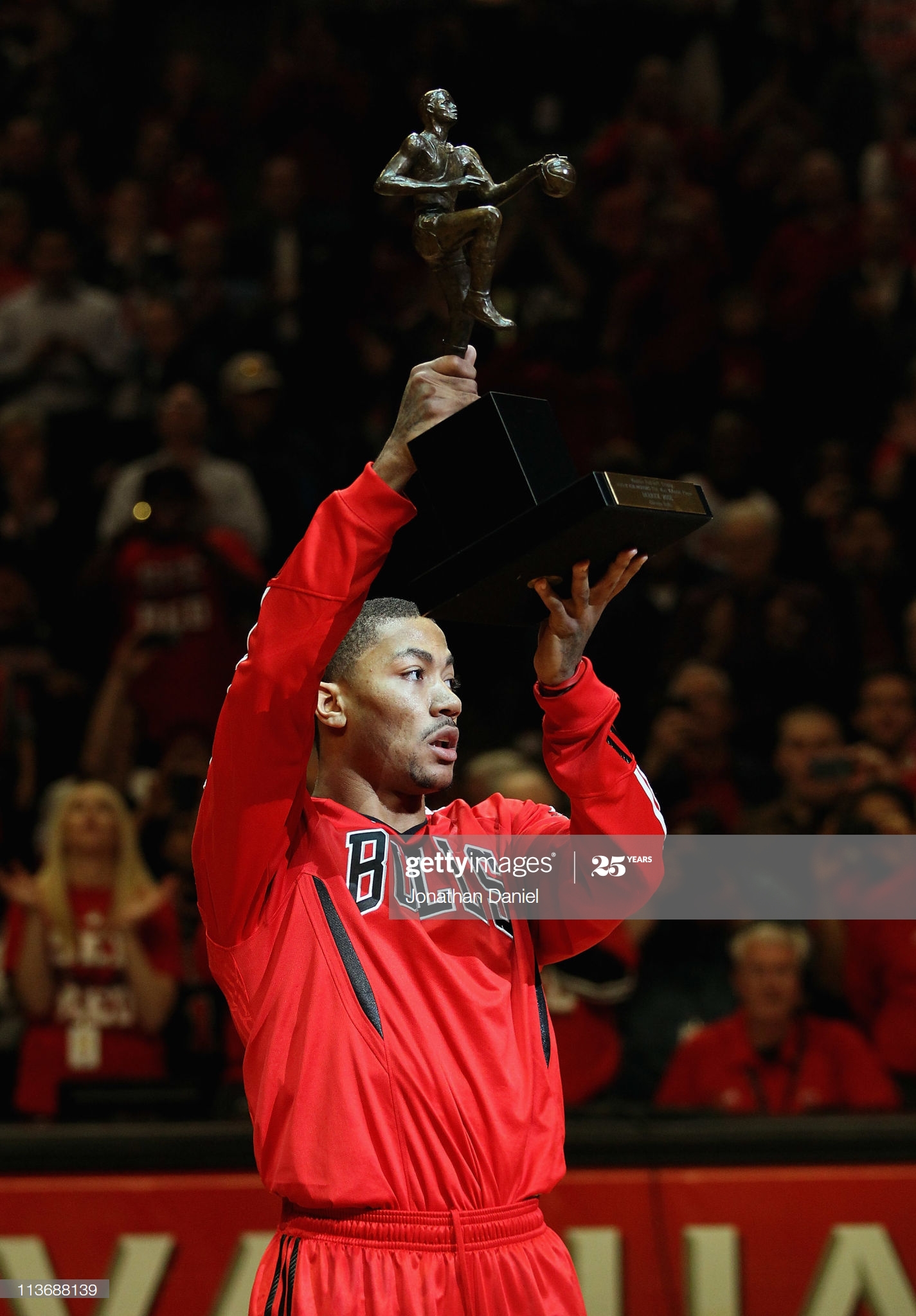 罗斯为什么退出nba(经纪人透露罗斯离开公牛内幕：他本不想走，被交易让他难过极了)