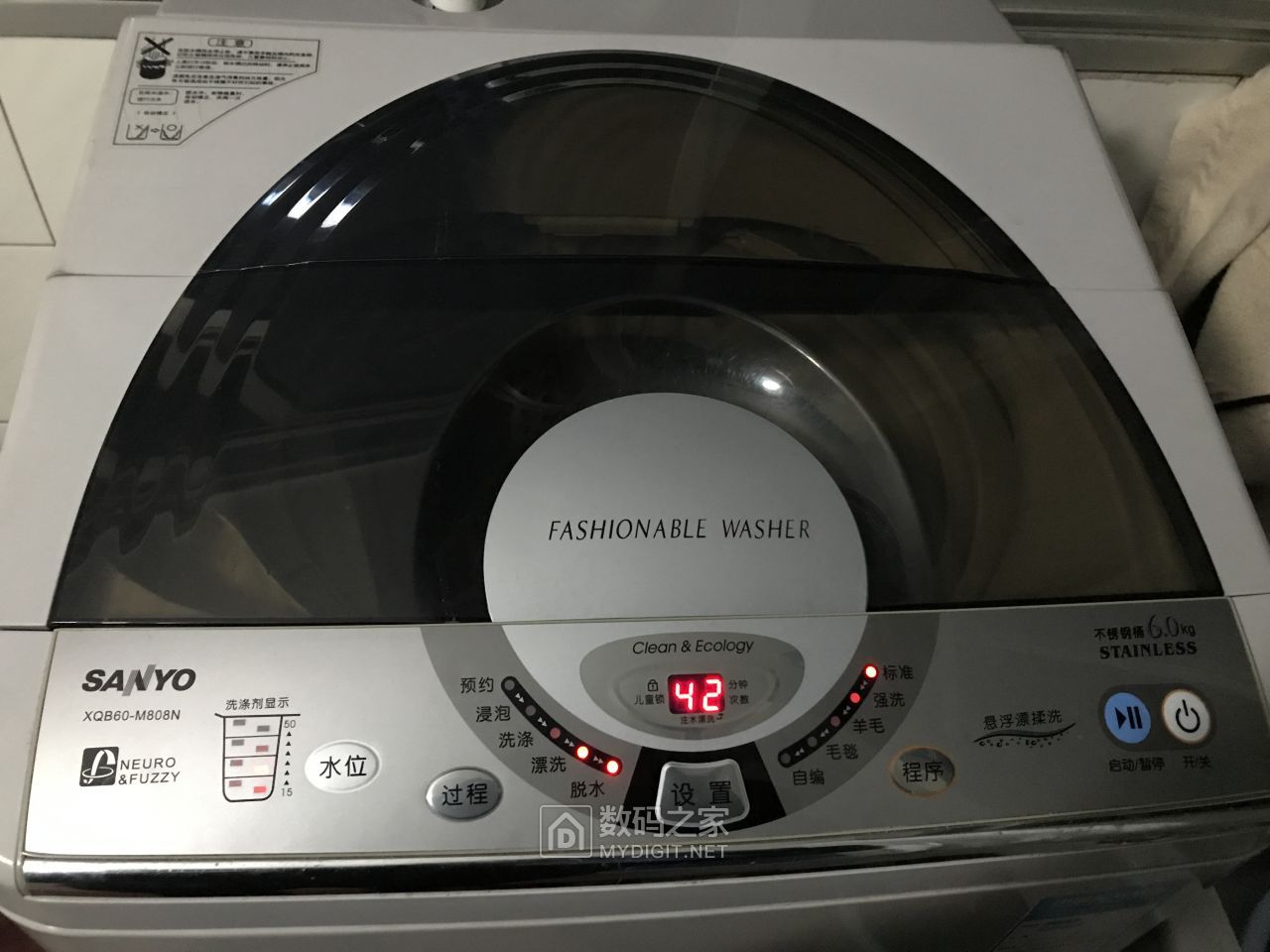 老师傅拆修三洋全自动洗衣机xqb60-m808n故障检测开机指示灯闪烁