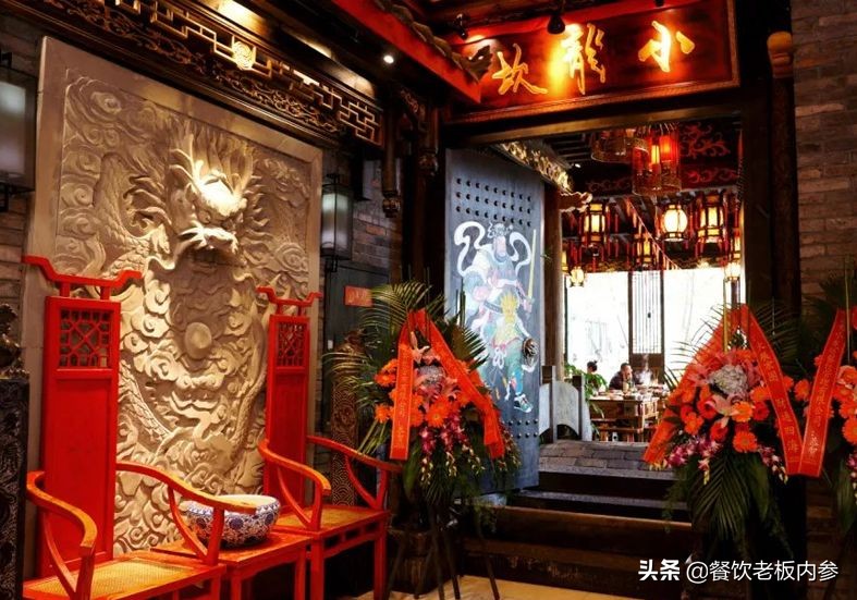 复盘小龙坎：门店存活率100%，今年要突破1000家店