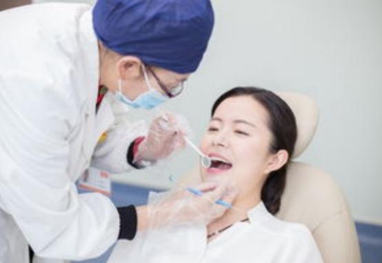 2021口腔医学专业排名，北大不敌川大屈居第二，上海交大很受认可