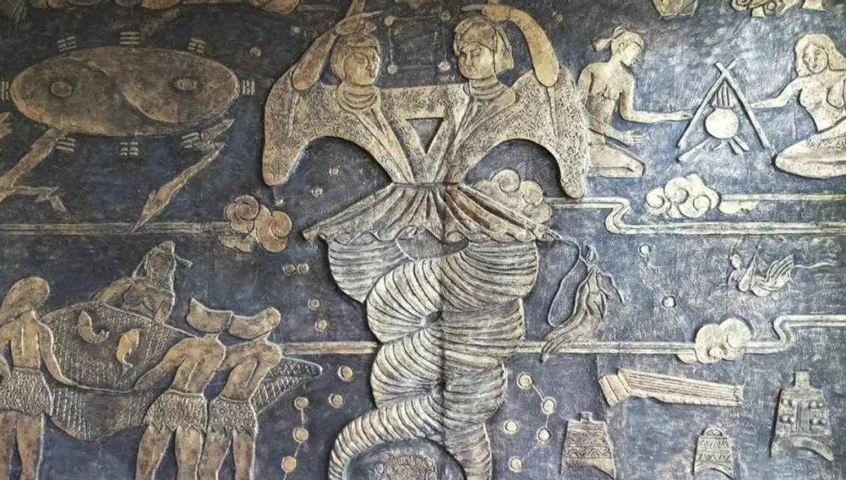 女娲伏羲图好恐怖(女娲和伏羲图片真相) - 泉兴百科