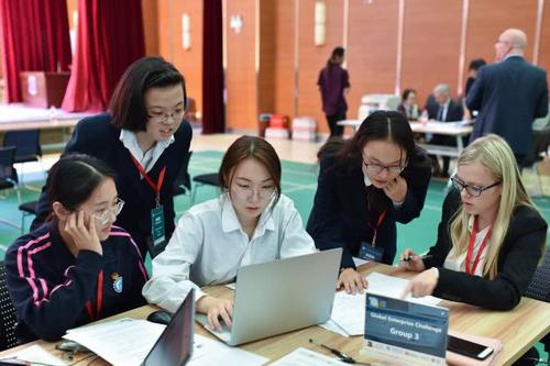 国际经济与贸易专业OOOO选什么题目好写