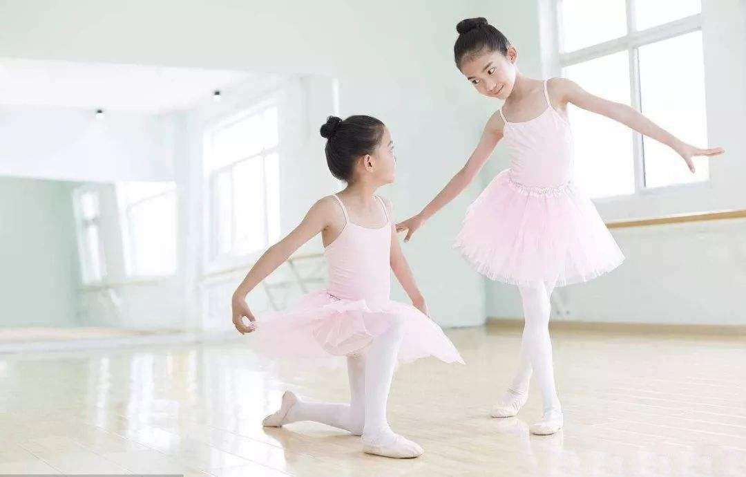 辽宁培训机构突然“倒闭”，上千名家长无处诉苦，涉及金额数百万