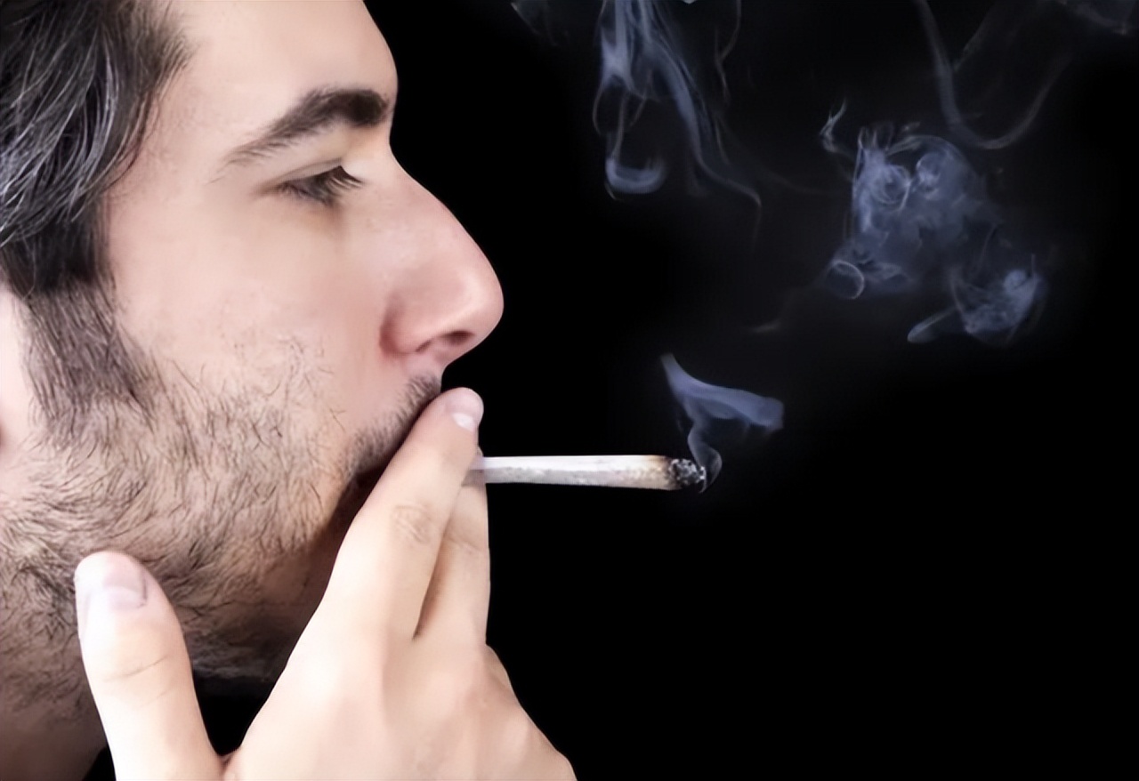 长期吸烟的人，突然把烟戒了，是好事还是坏事？建议了解下