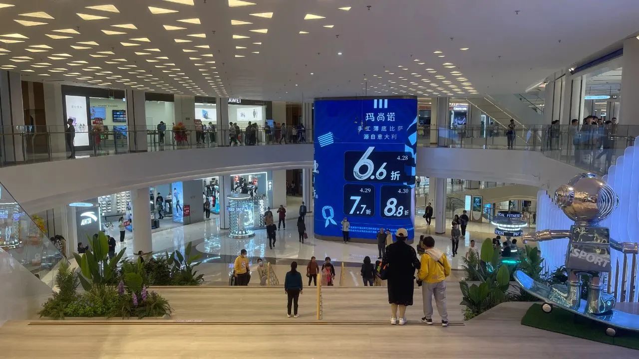 武商MALL：纯粹，但不年轻，更不潮流。