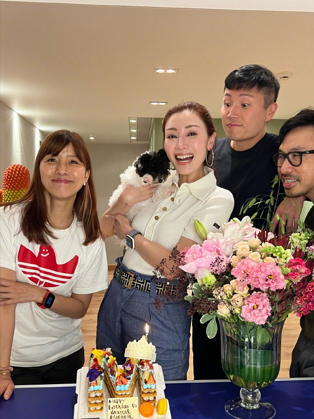 她们曾经靓绝华语圈，如今人均50岁，岁月真的不败美人吗？