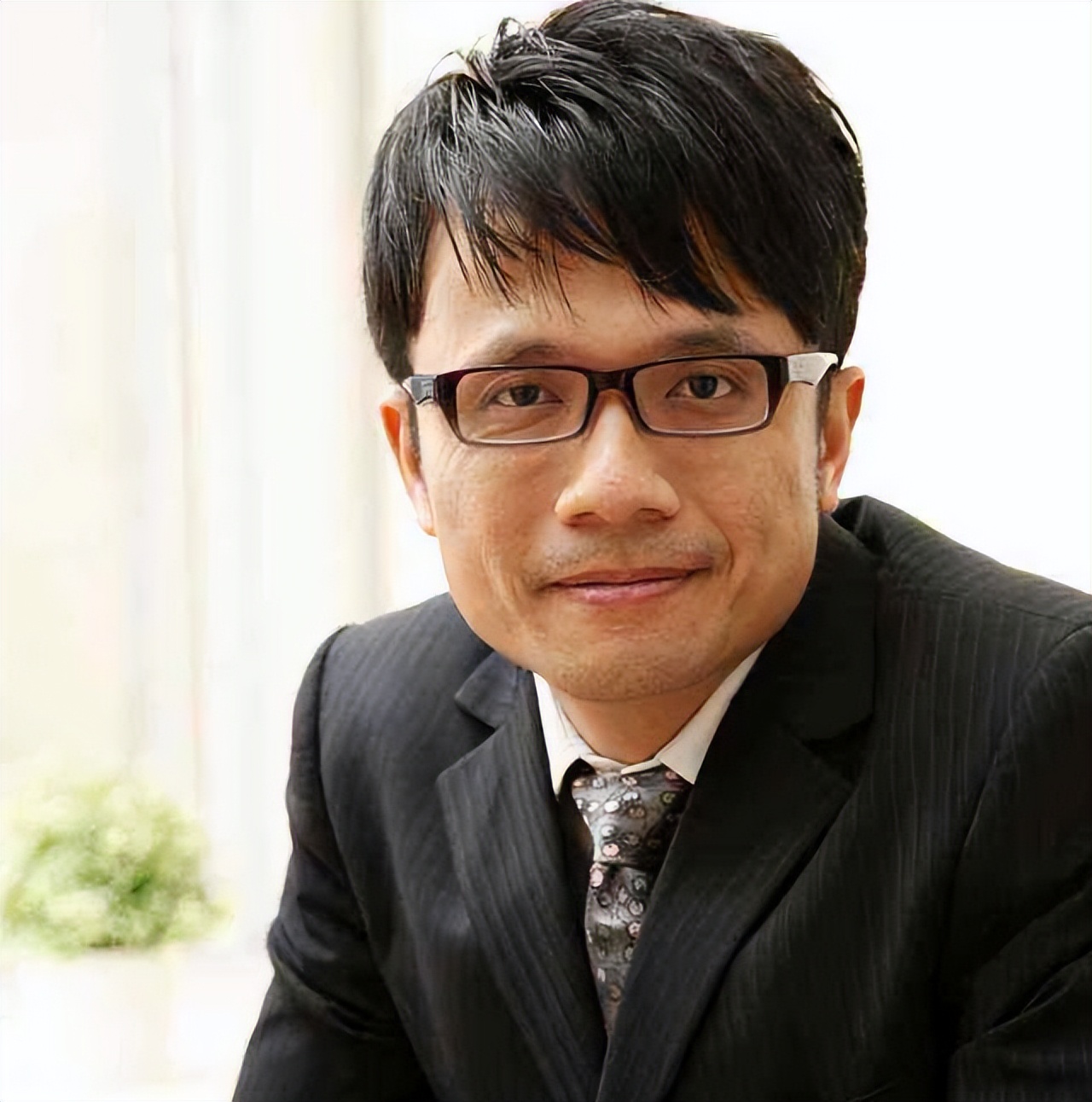 放弃百万年薪,赌桌上赢3000万,货拉拉ceo周胜馥的赌博式创业