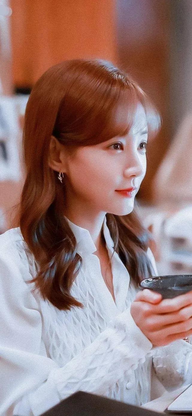 李一桐高清美图