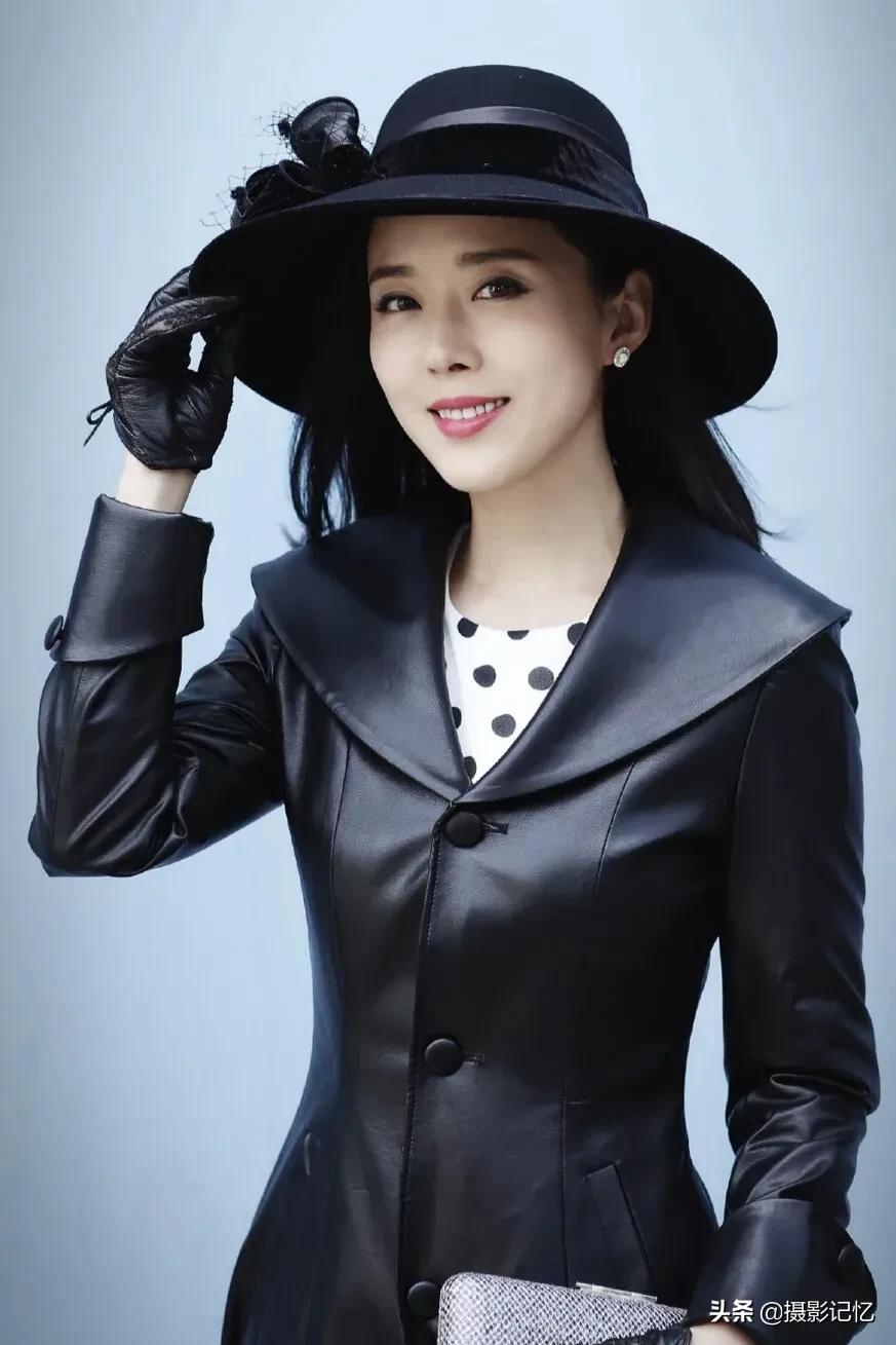 颜丹晨：绝美的气质