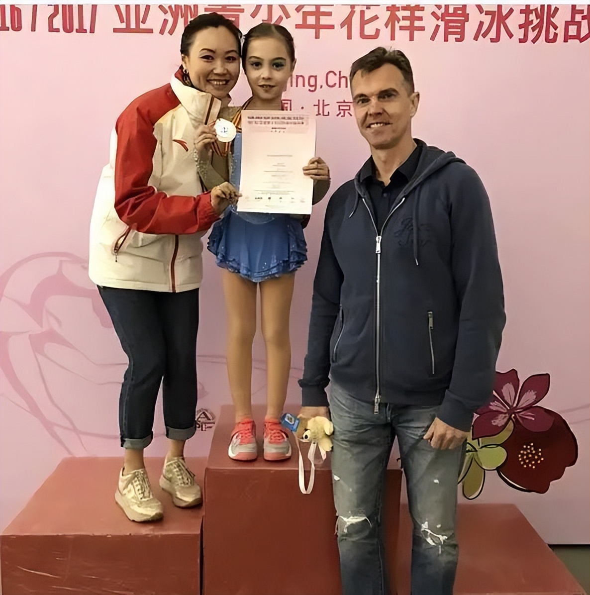 王诗龄瘦了20斤，美到不敢认！明星家的小孩果然都是胖着玩儿的