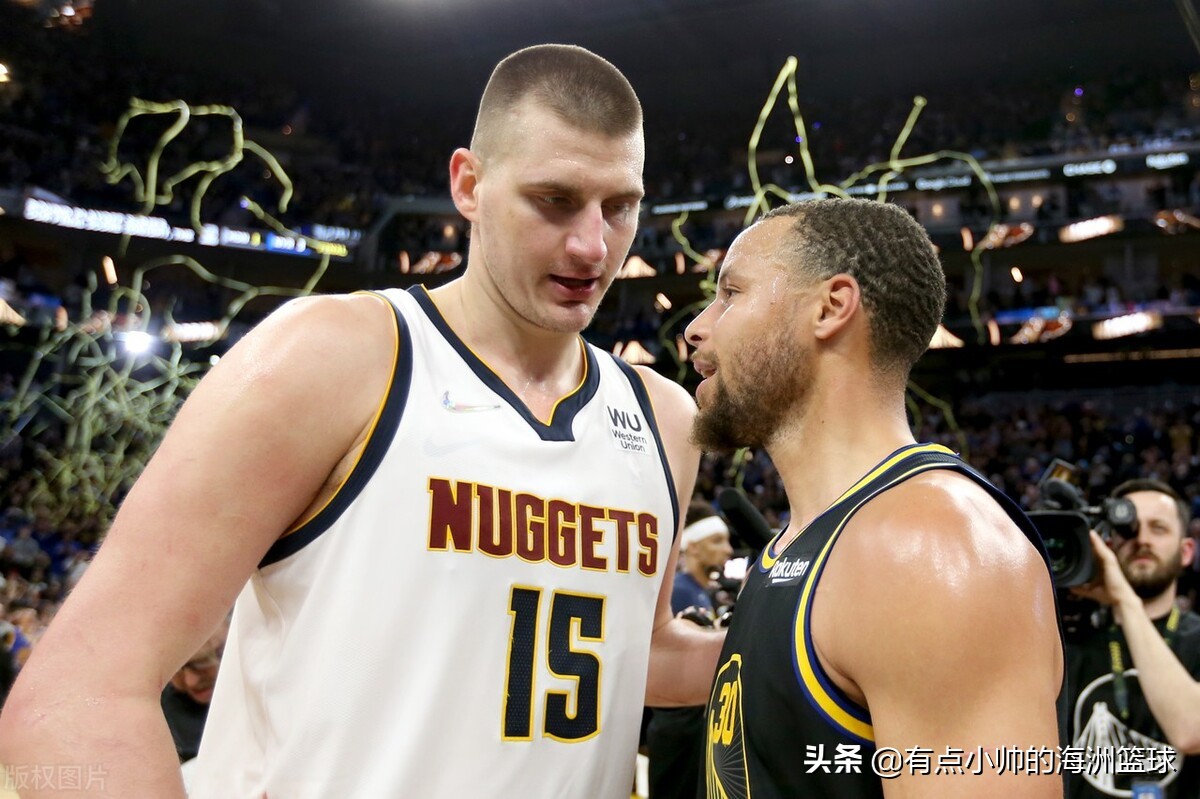 nba转播合同为什么大涨(球星抱团的时代为何不少球星选择续约坚守？这一点至关重要)