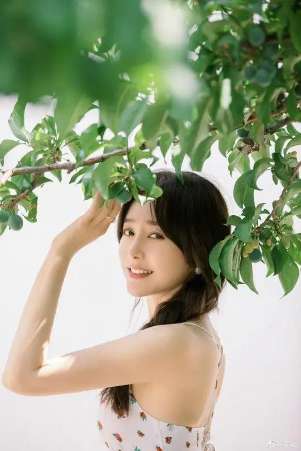 秦岚，是越来越美了