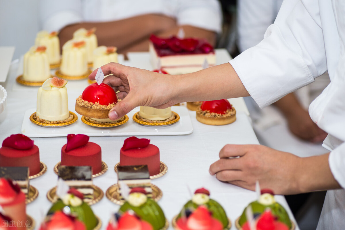 新手小白想学烘培，应该去哪里学，点开文章我为你一一排雷